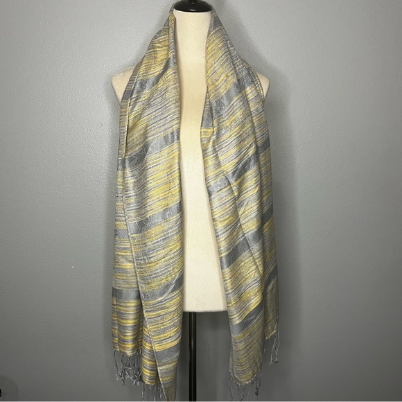 Pashmina Scarf Shawl Wrap Tassels Blue Gray Yellow Striped 71”x28” Fashion - Picture 7 of 7